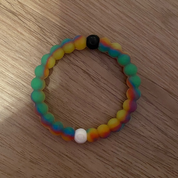 Lokai bracelets - Picture 9 of 10